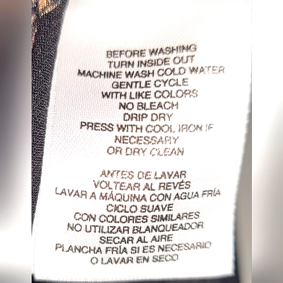 NWOT pocketed AK floral dress. Size 6 - Picture 2 of 5